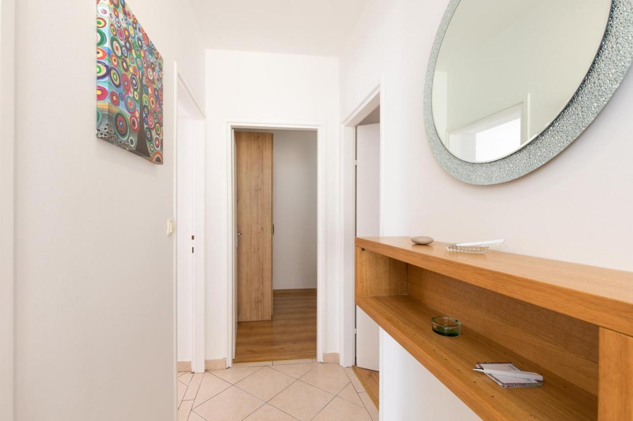 Apartment Julijana Крк Екстер'єр фото